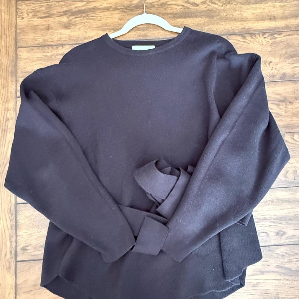 Modern Citizen Crewneck Sweater in Black